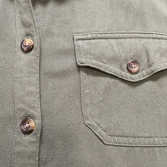 Hollister Women’s Dark Olive Green Slinky Soft Viscose Button Up Shirt In Small - Picture 5 of 11